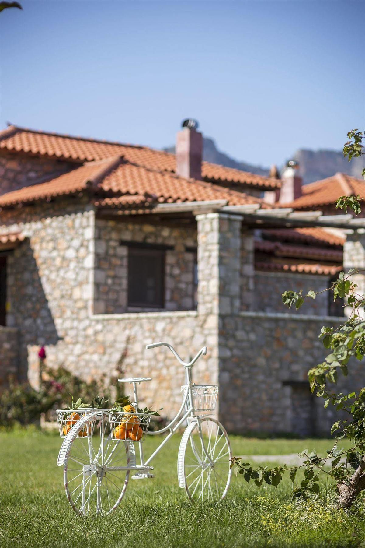 Agroktima Guest House Leonídion Exterior photo